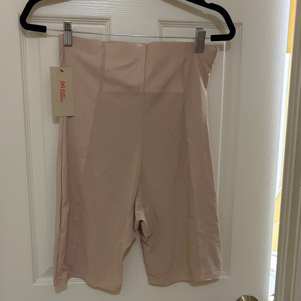 Ruby Ribbon Nude High-Waist Shaping Bike Shorts